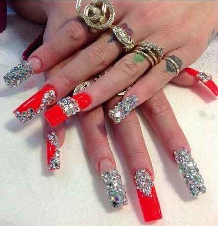 NO ESTE TIPO DE UÑAS