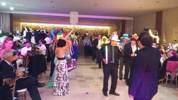 me dan a escoger los sombreros que regalan 