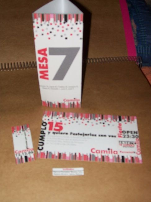 Rotular mesas con papel