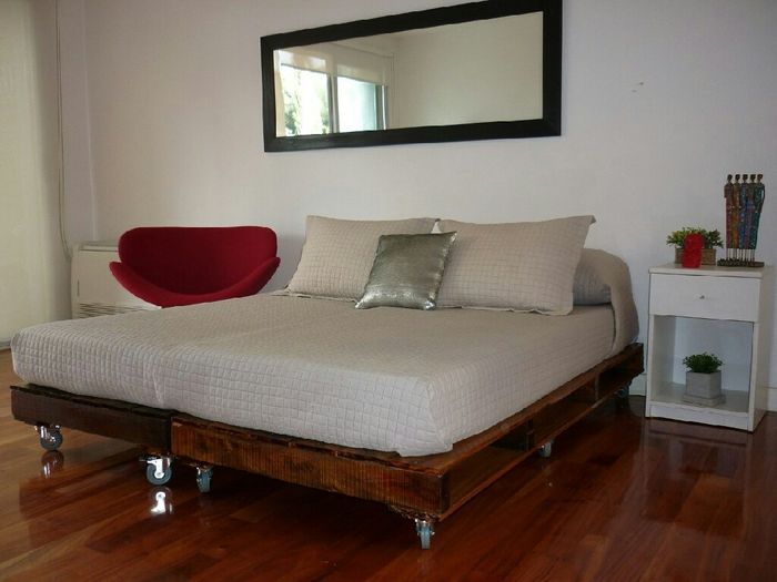 Preocupada por los muebles :o - 1