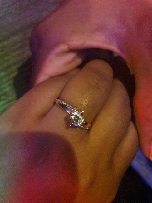 Viernes con "v"  de vamos a ver sus anillos de compromiso 💍 - 1