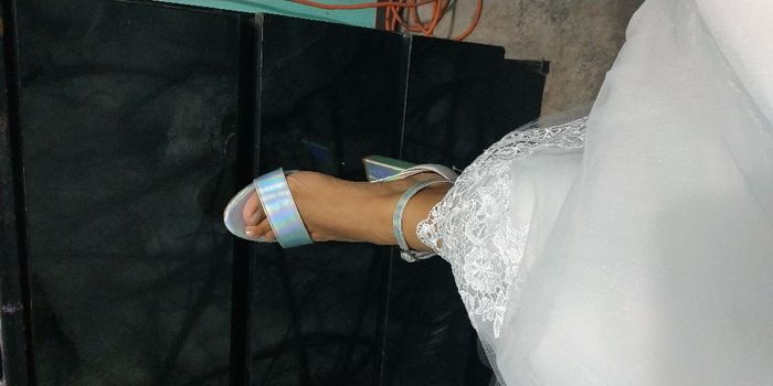 Simón dice... “muéstrame tus zapatos de novia” 11