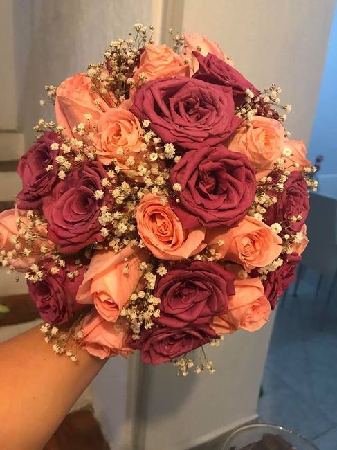 Un ramo de novia muy exquisito y elegante colores unicos!
