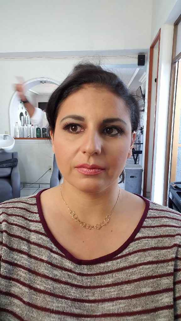 ¿Cuánto pagaron o pagarán por el peinado y maquillaje en su día tan especial? - 1