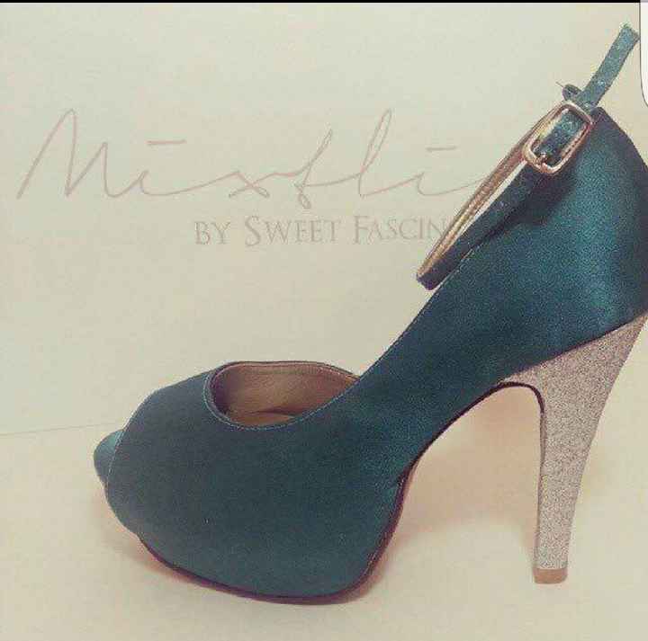 Zapatos de color para novias: ¿cuál escoger según tu personalidad? - 1