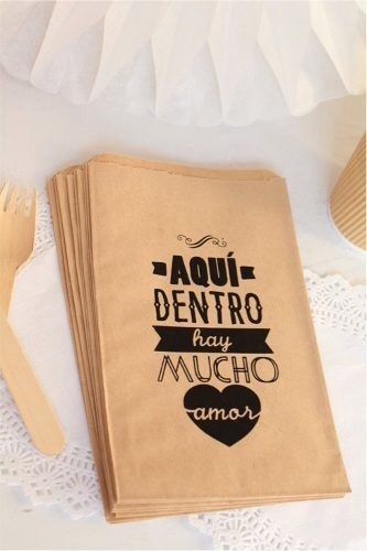 Hay mucho amor
