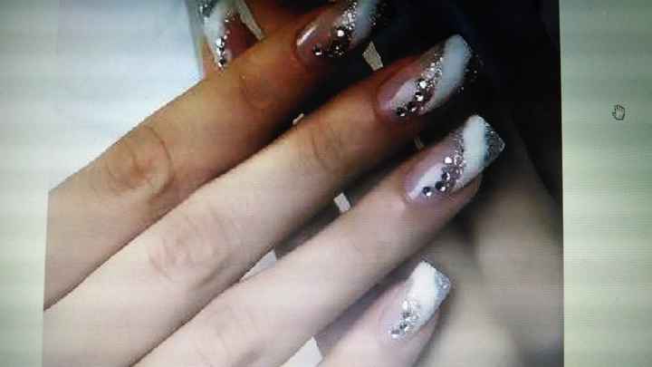Que color de uñas prefieren? - 1