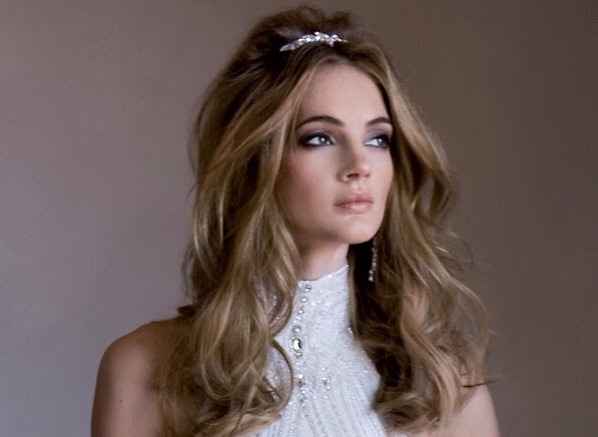 Necesito ayuda no sé qué peinado y maquillaje utilizar para el día B - 2