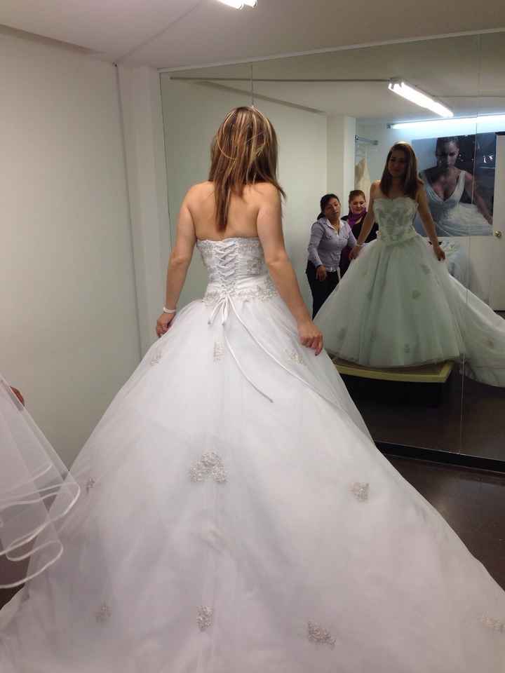 Must para novia ¿si o no? - la cola del vestido - 1