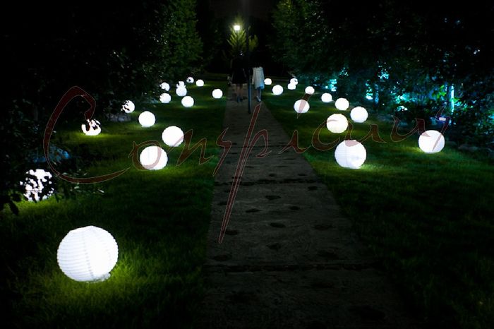 Dale luz a tu boda con esferas iluminadas 💡 3