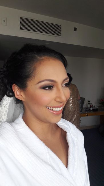 ¿Cómo maquillar a una novia de piel morena? 4