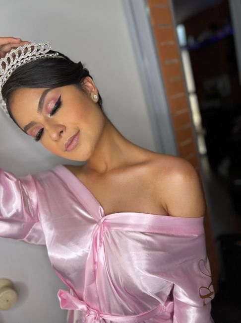 ¿Cómo maquillar a una novia de piel morena? 10