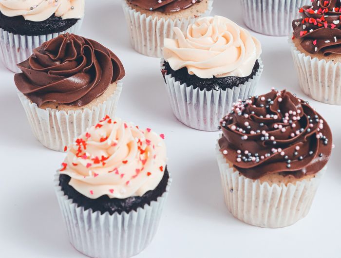 ¿Cómo decorar cupcakes para despedida de soltera? 2