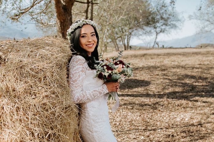 ¿Llevarías corona de flores en vez de tiara? 🌺🌺🌺 1