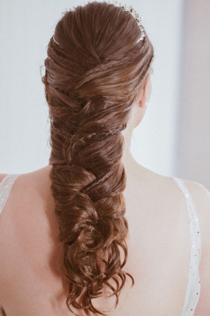Consejos para que te dure el peinado de novia en la playa 🏝️ 4