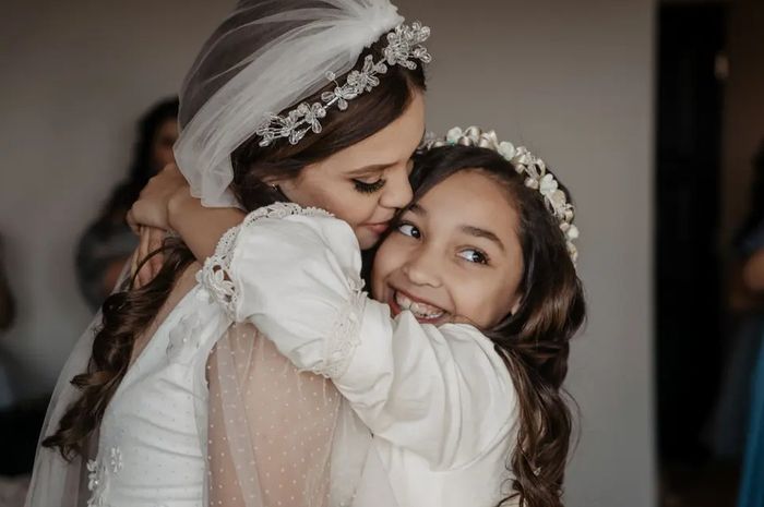 Los abrazos que sí o sí tienes que fotografiar en tu boda 📸 - 7