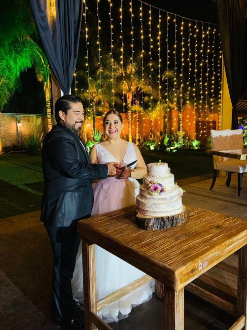 ¿Cómo se corta el pastel de boda? Te decimos los tips. 👇 3