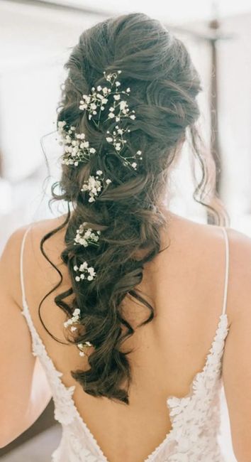 Trenzas con flores para tu peinado de novia🌺❤️ 6