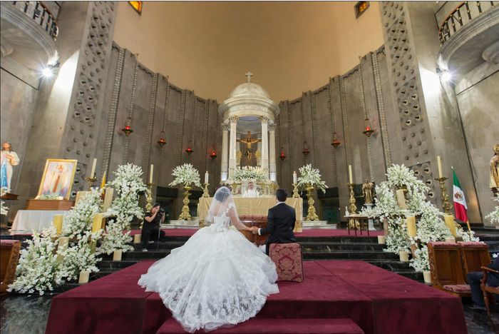 Decoración floral de la iglesia: ¿Cuánto cuesta y dónde conseguirla?💐 - 5