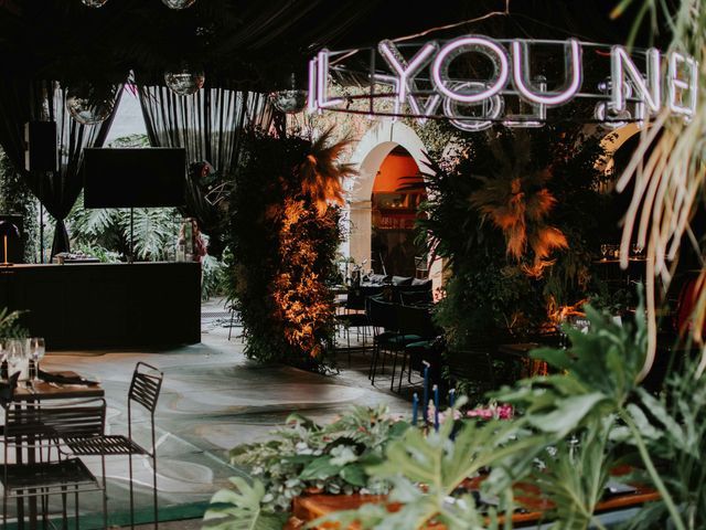 Inspírate en esta boda negro con verde 🖤💚 - 3