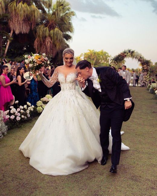 ¡Así fue la espectacular boda de Lele Pons y Guaynaa!❤️ 25