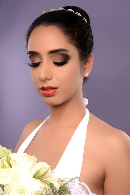 ¿Qué maquillaje y peinado llevarías? 💄 3
