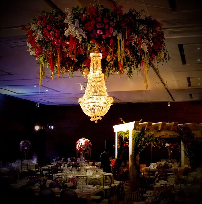 Techos con flores para la boda  ¿Les das el Sí quiero? 🌸🌼🌺 2