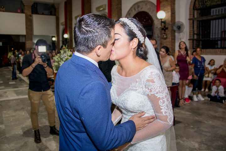 aquí la foto de nuestro beso 