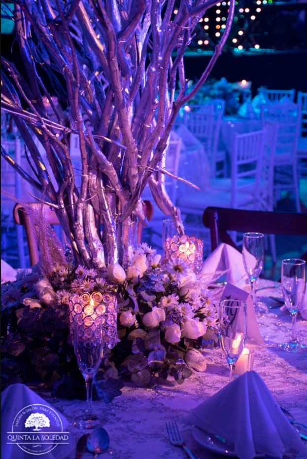 ¿Cómo hacer un centro de mesa para boda en navidad con flores naturales? - 1