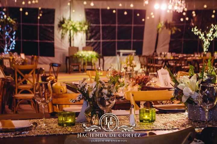¿Cómo hacer un centro de mesa para boda en navidad con flores naturales? - 5