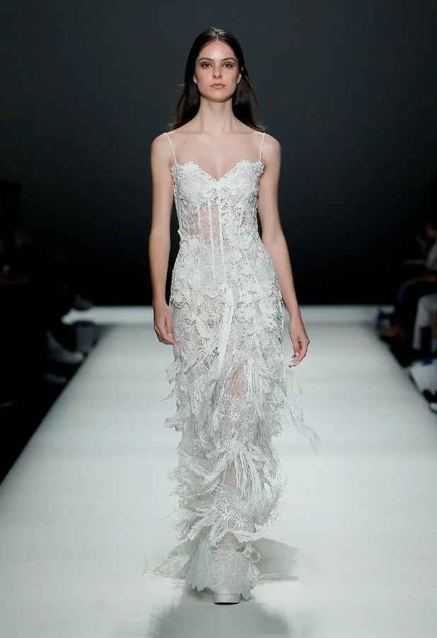 TENDENCIA 2023: ¡Los flecos vuelven a estar de moda! - 1