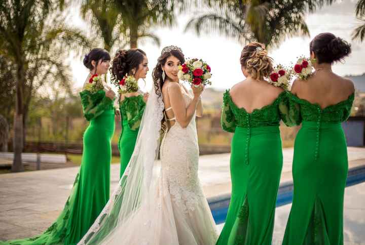 Tendencia 2023: Verde para la boda ☘️ - 1