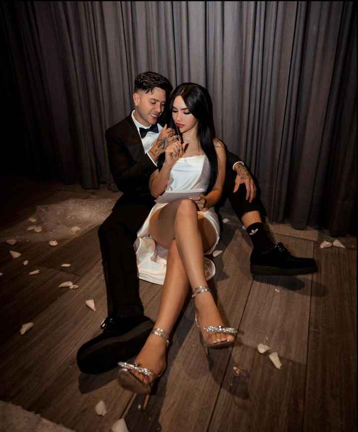 ¿Kimberly Loaiza y Juan De Dios Pantoja celebran 10 años juntos y...se casaron? - 1
