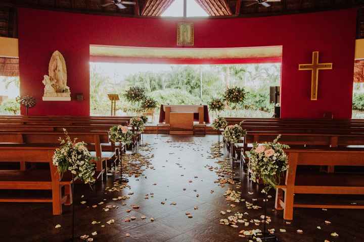 Decoración floral de la iglesia: ¿Cuánto cuesta y dónde conseguirla?💐 - 9