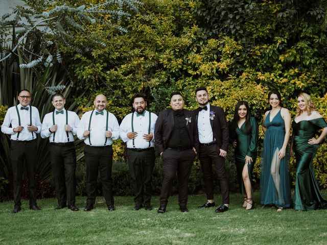 Inspírate en esta boda negro con verde 🖤💚 - 5