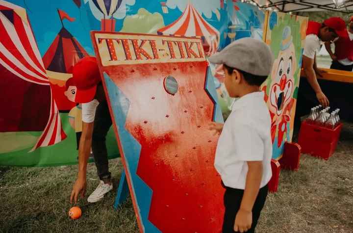 Feria tradicional para una boda con niños  🥳 - 1