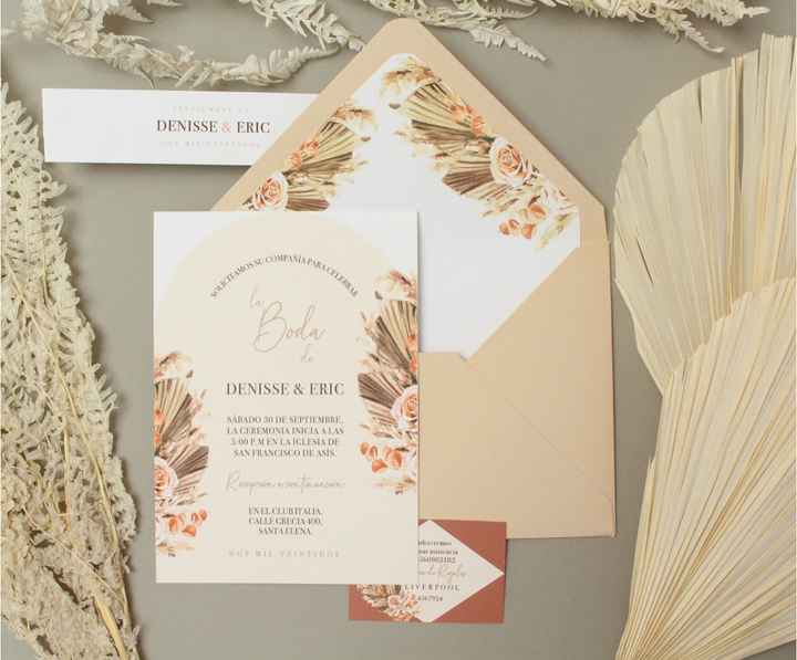 ¿Cuántos corazones le das a esta invitación en beige? ❤️ - 1