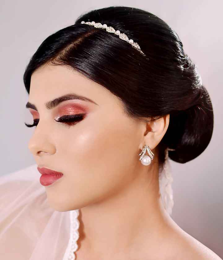 Ideas de peinados recogidos para novia 👰 - 1