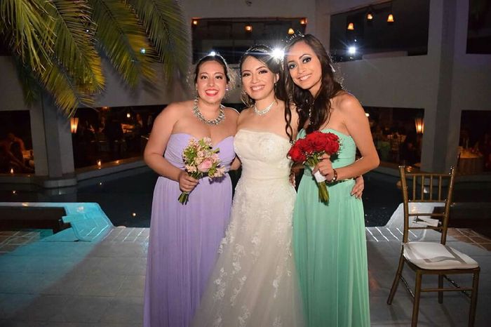 Ya casi un mes  de mi 1 de abril 👰💏💜 - 2