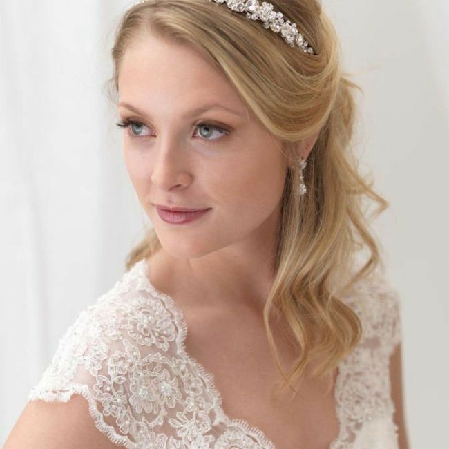 Compré mi tiara 💛 - 1