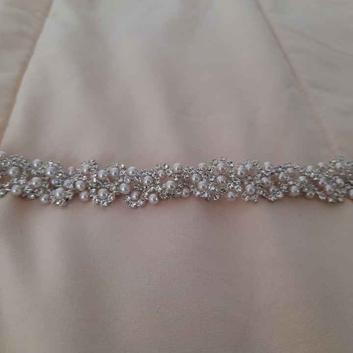 Compré mi tiara 💛 - 2