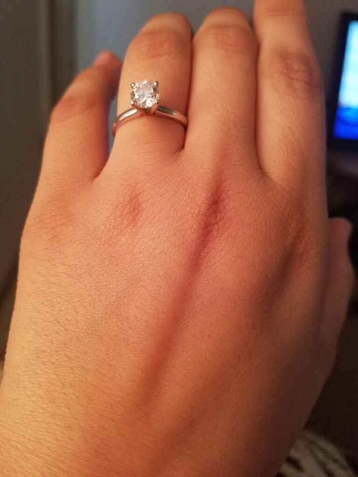 Mi anillo de compromisoooo - 1