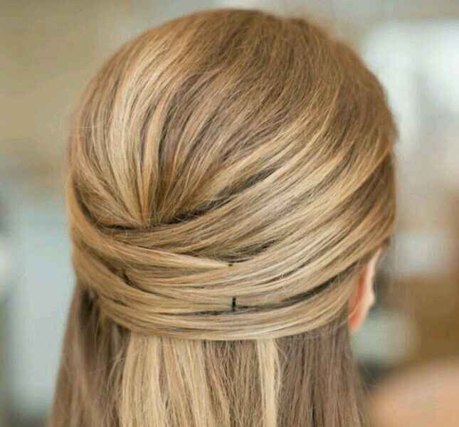Peinado con cabello suelto y lacio - 2