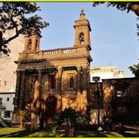 Templo por fuera