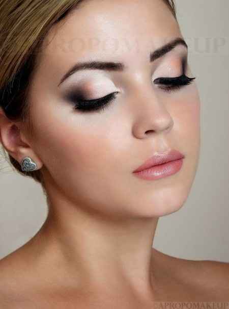MAQUILLAJE 