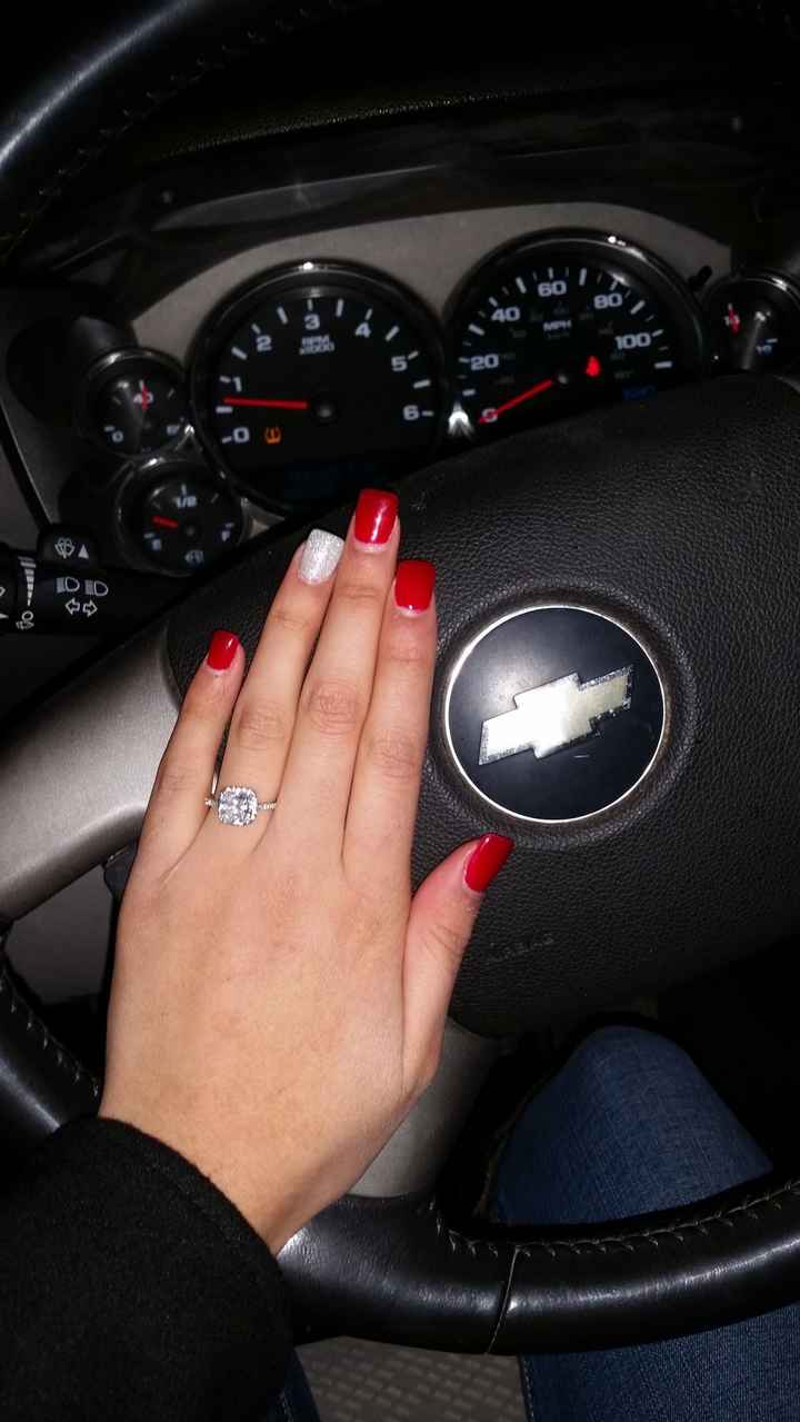 Catálogo de anillos de compromiso de Bodas.com - 1