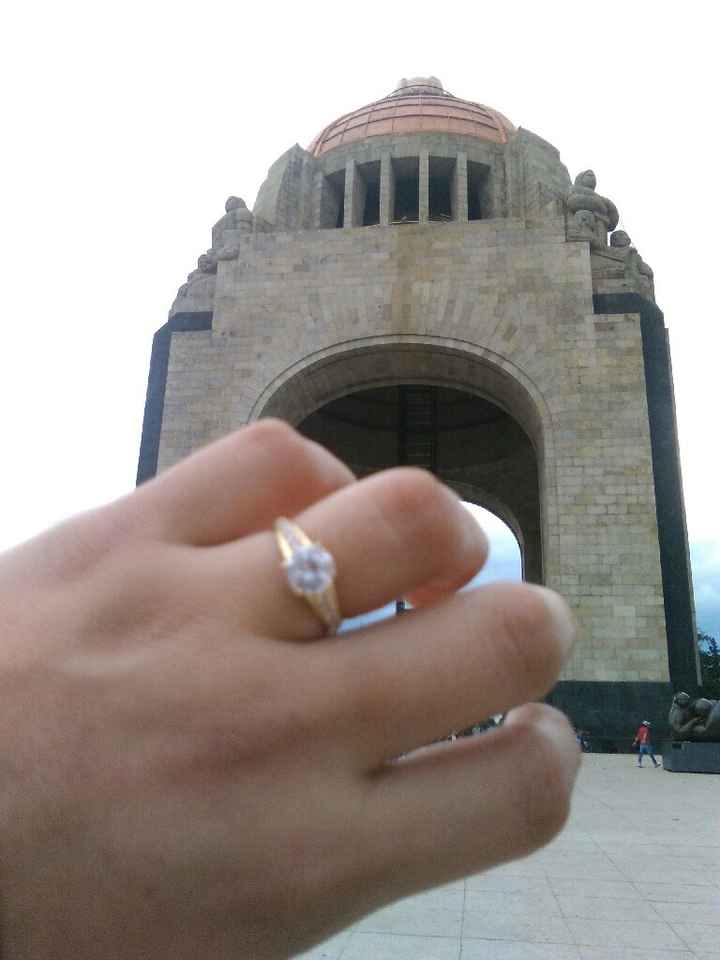 Presuman su anillo jeje - 2