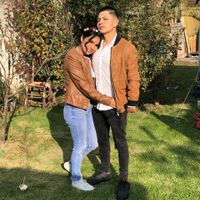 Reto con regalo: Sube una foto con tu pareja🎁 - 1