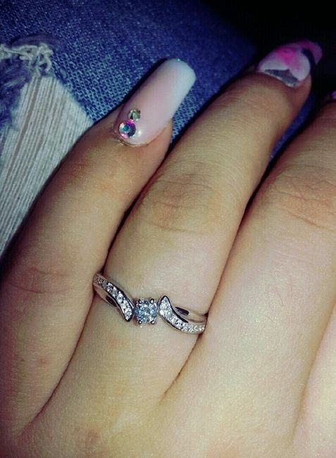 ¿cómo es su anillo de compromiso? - 1