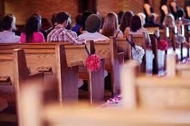 pompones para decorar en iglesia